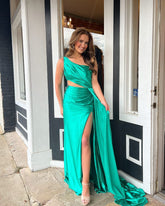 Charming Mermaid One Shoulder Satin Prom Dresses with Slit